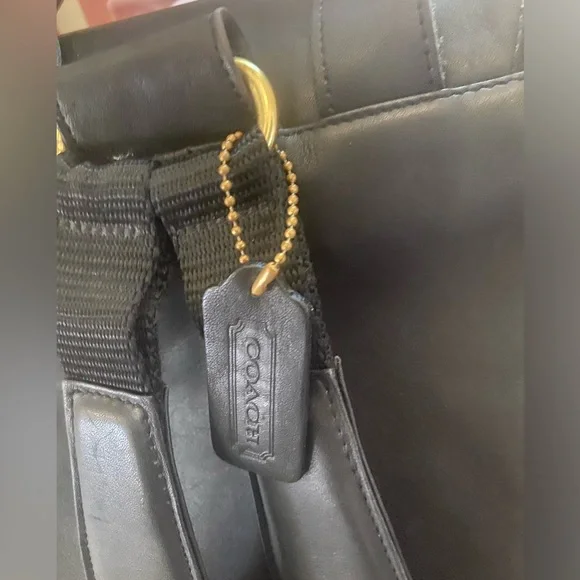 🎀 Super Rare Vintage Coach Retro Classsic Black Leather Backpack EUC Spacious - Picture 9 of 9